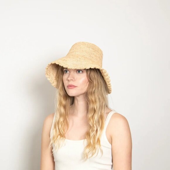 New Wyeth Lacey Raffia Crochet Scalloped Edge Natural Bucket Straw Hat NWT - Picture 4 of 15